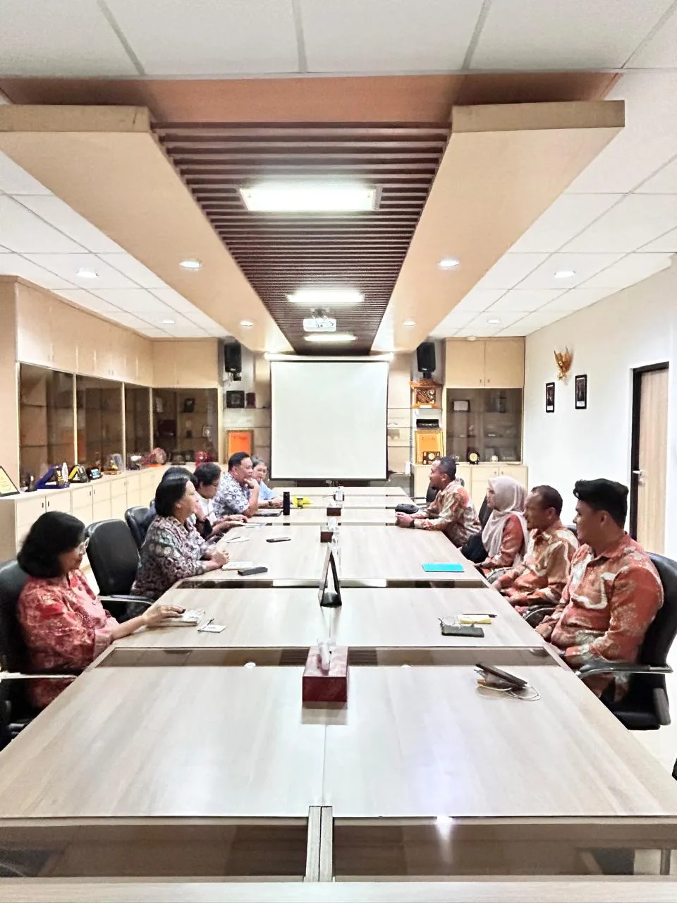 "Penjajakan Kerjasama Prodi dan FISIP UBB dengan Prodi dan FISIP Universitas Indonesia dan LPPSP"